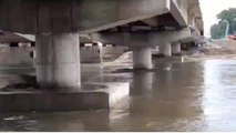 BREAKING: मेची नदी पर बना पुल धंसा, निर्माण कंपनी पर लगा भ्रष्टाचार का आरोप
