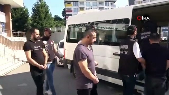 Opération de drogue dans 3 provinces basée à Bartın： 5 arrestations