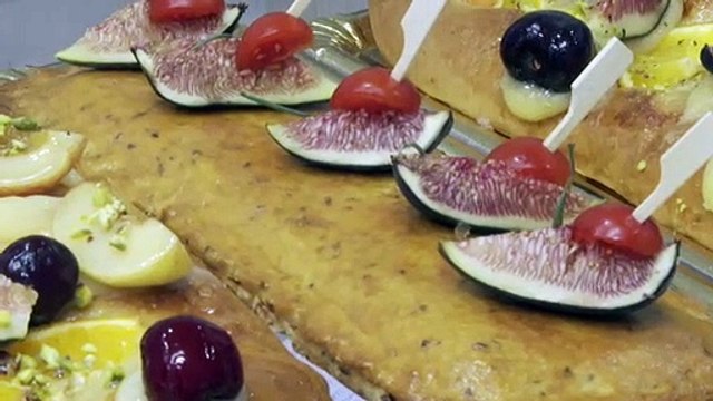 Las cocas de San Juan vuelven a los hornos valencianos y catalanes