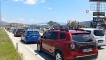 Kurban Bayramı tatiliyle birlikte D100 karayolu Osmancık geçişinde trafik yoğunluğu başladı