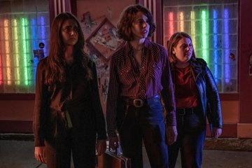 Drive-Away Dolls - Trailer 1 VO