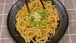 Chilli Garlic Udon | So easy to make and So delicious 