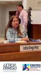 Concejal Leticia Orrego expone el show mediático de Quintero con la pantalla gigantes