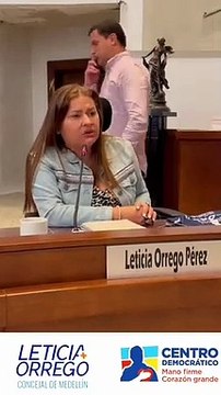 Concejal Leticia Orrego expone el show mediático de Quintero con la pantalla gigantes