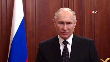 Putin, hükümlülerin sözleşme kapsamında askere alınmasına ilişkin yasayı imzaladı