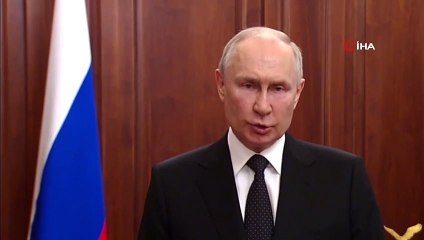 Putin, hükümlülerin sözleşme kapsamında askere alınmasına ilişkin yasayı imzaladı