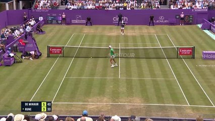 Queen's - De Minaur a parfaitement manœuvré Rune