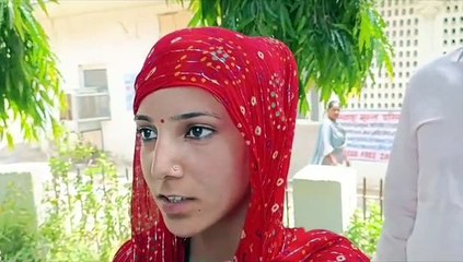 वीडियो...मेरे पति विदेश में फंसा है, खाना भी नहीं दे रहे