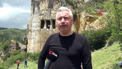 2 bin 700 yıllık kaya mezarı, bakımsızlıktan yok oluyor