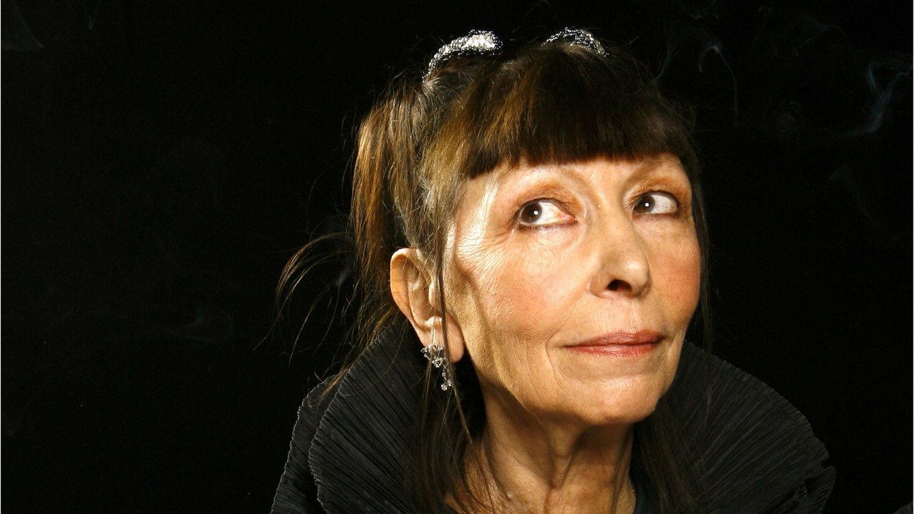 GALA VIDEO - “J’ai failli mourir” : Brigitte Fontaine, ces épreuves difficiles qu’elle a dû traverser