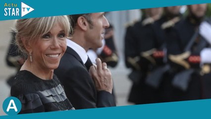 Brigitte Macron bien accrochée à Emmanuel : son chignon très sophistiqué a marqué les esprits