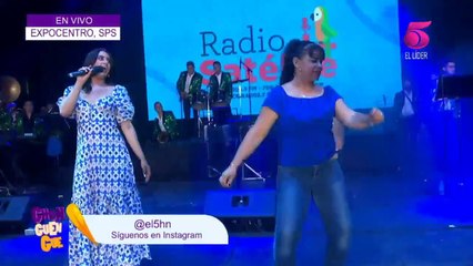 A ritmo de playero hondureñas disfrutan el Chonguengue en la Feria Juniana 2023