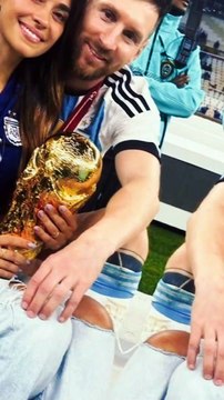 Lionel Messi and Antonela Roccuzzo with Family