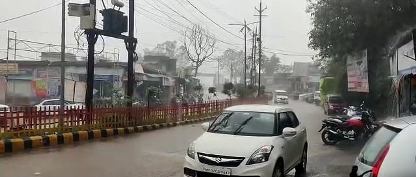 शाम को गिरी राहत की बूंदें, पिछले साल से 26.7 ए...