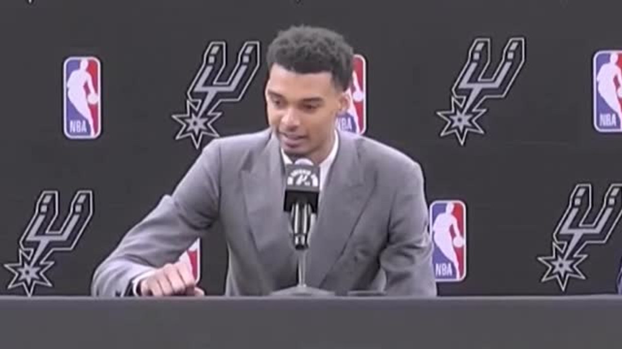 Spurs - Wembanyama raconte ses premiers échanges avec les légendes de San Antonio