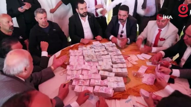 Aşiret düğününde geline 4 kilo altın, damada 6 milyon TL takıldı