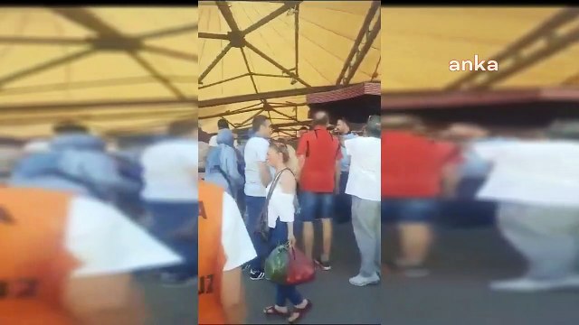 İzmir'de ÇEDES'e karşı imza toplayanları, tekbir getiren bir grup engellemeye çalıştı