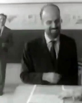 Η Αλίκη Βουγιουκλάκη στην κάλπη σε ένα σπάνιο βίντεο του 1960 - Πρωτοπόρος και στις εκλογές