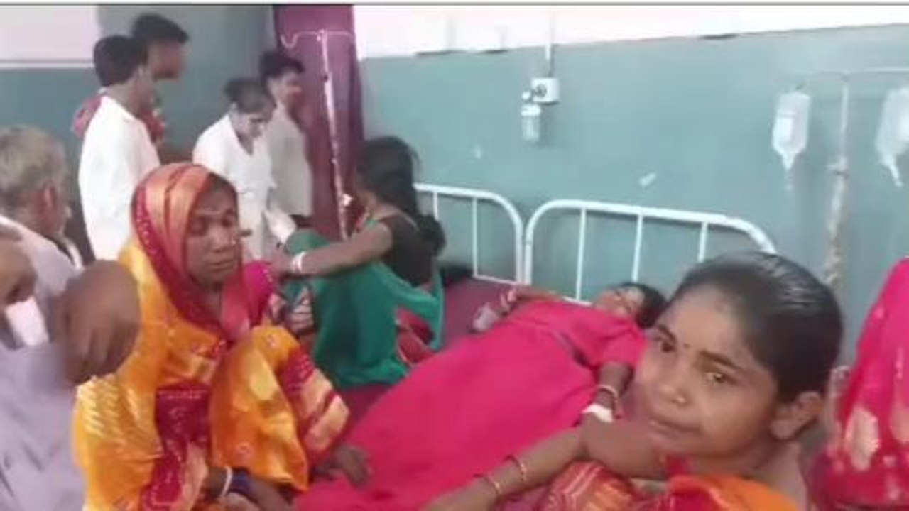 जहानाबाद: कलयुगी पुत्र ने पिता और सगी बहन को मारपीट कर किया जख्मी, अस्पताल में भर्ती