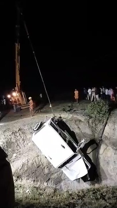 Car fell into well without cover, youth died