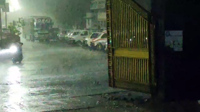 Weather Update: रात को बरसात में भीगा अजमेर, बह गया पानी