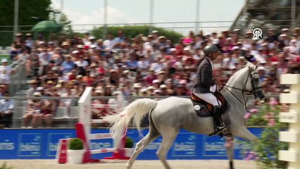 PARİS - Binicilikte Longines Paris Eyfel engel atlama yarışı kapsamında THY ödülleri sahiplerini buldu