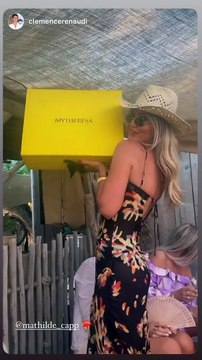 Mathilde, la compagne de Dyland Deschamps, a fêté ses 25 ans à Saint-Tropez.