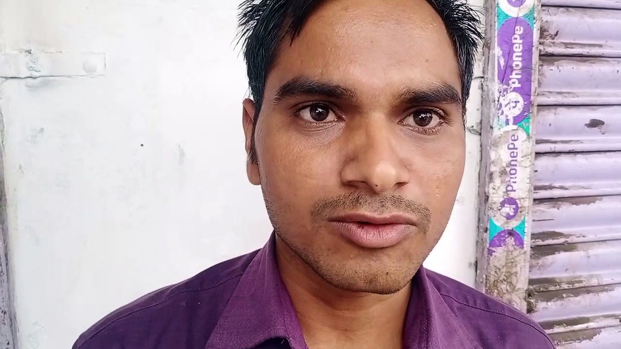 तोड़फोड़ से दुकानदार ही नहीं विद्यार्थी भी हुए...