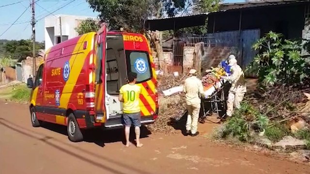 Rapaz sofre traumatismo cranioencefálico após cair de telhado no Cascavel Velho
