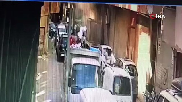 7 KİŞİNİN YARALANDIĞI YANGININ ÇIKIŞ ANI BÖYLE GÖRÜNTÜLENDİ