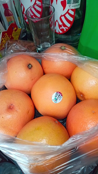 Frutas frescas de temporada mango mamey toronja pomelo manzana vitaminas y minerales