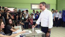 El conservador Mitsotakis gana holgadamente las elecciones griegas