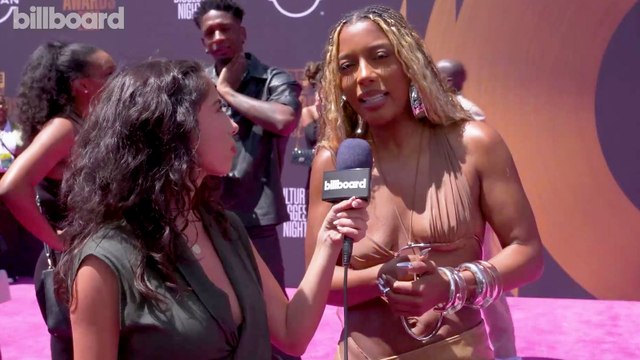 Victoria Monét Talks Celebrating Hip-Hop, Iconic Hip-Hop Fashion & More | BET Awards 2023