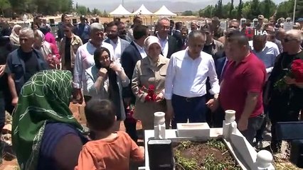 İçişleri Bakanı Ali Yerlikaya İslahiye'de Depremzedelerle Buluştu