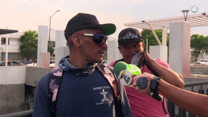 En lugar de reparar los elevadores de Mi Macro Periférico les ponen cortina ... Y la cierran!