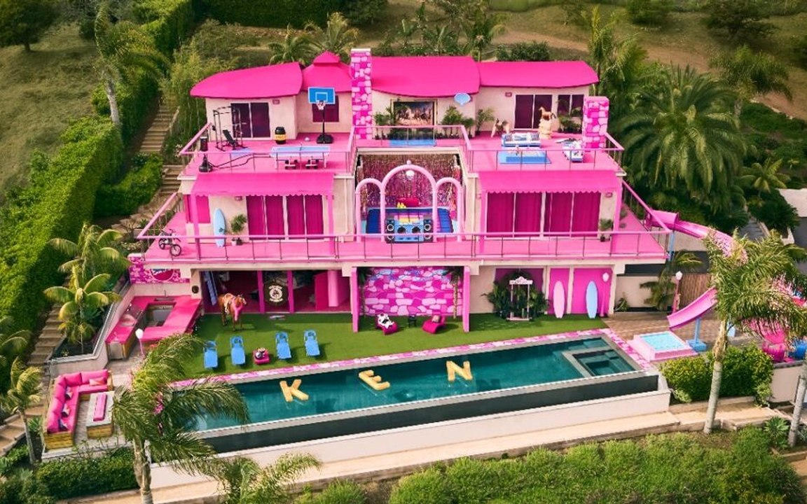 Piscine géante, toboggan, piste de danse disco… La maison de Barbie est à louer gratuitement sur Airbnb