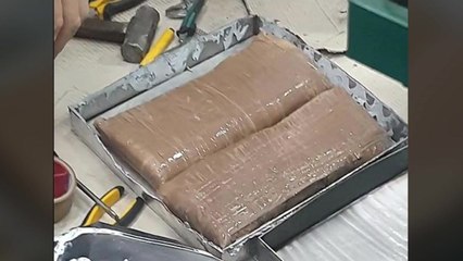 고3 학생, 8천만 원에 유혹돼 7억 원대 마약 밀수 시도 🚨