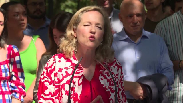 Nadia Calviño: Un Gobierno de PP y Vox sería un frenazo de fondos europeos