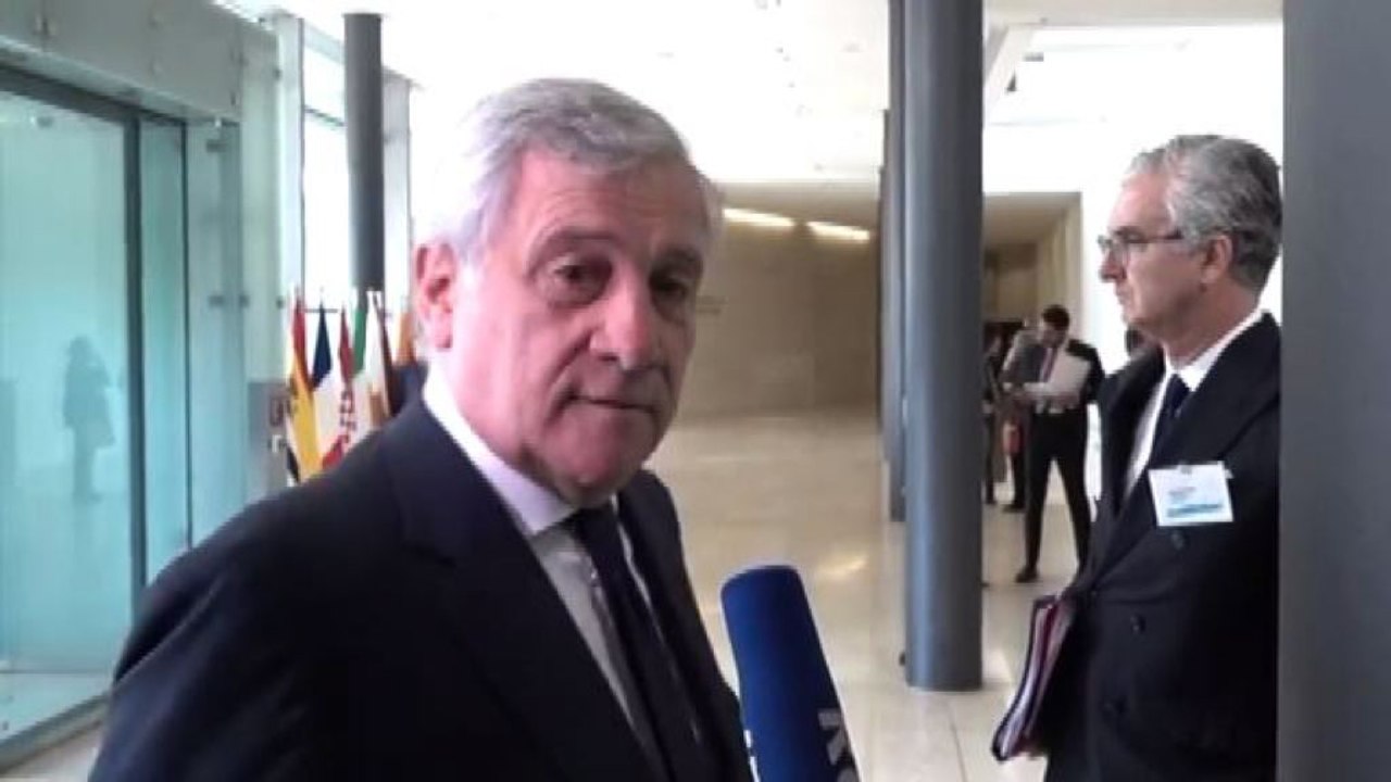 Tajani: "Non interferiamo con la Russia, sosteniamo l'Ucraina"