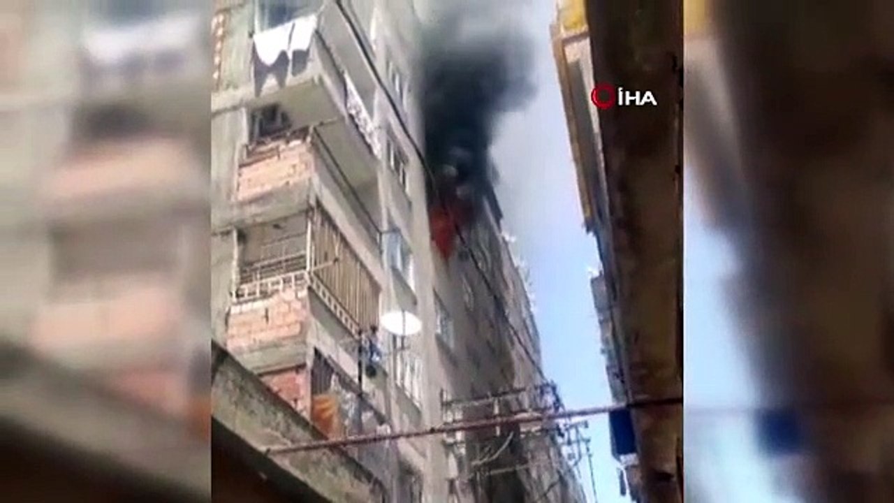 Un garçon de 4 ans jouant avec un briquet a brûlé la maison : 3 personnes ont été touchées par la fumée