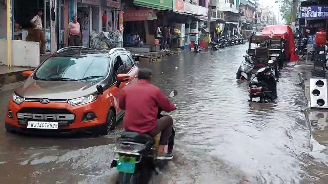 मानसून: झमाझम बारिश के साथ आगाज, उमस से राहत व किसानों में खुशी