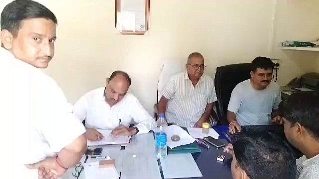 फाइल कमजोर करने के लिए पुलिस चौकी इंचार्ज ने मांगे 15 हजार रुपए, पांच हजार लेते हुए ट्रेैप