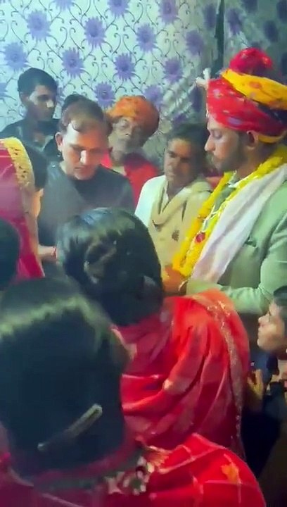 Two businessman brothers became the father of a poor daughter and donated
