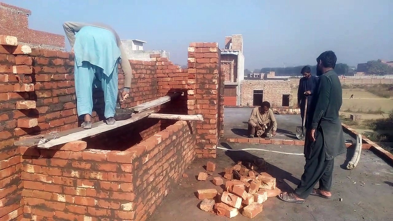 mumti wall build