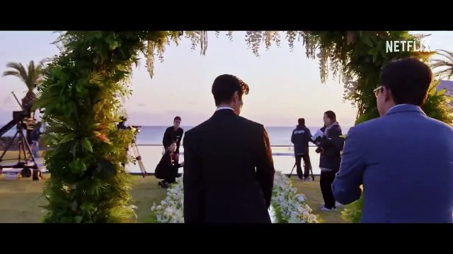 Bande-annonce de l'Empire du sourire : les abonnés de Netflix déjà fans de la série