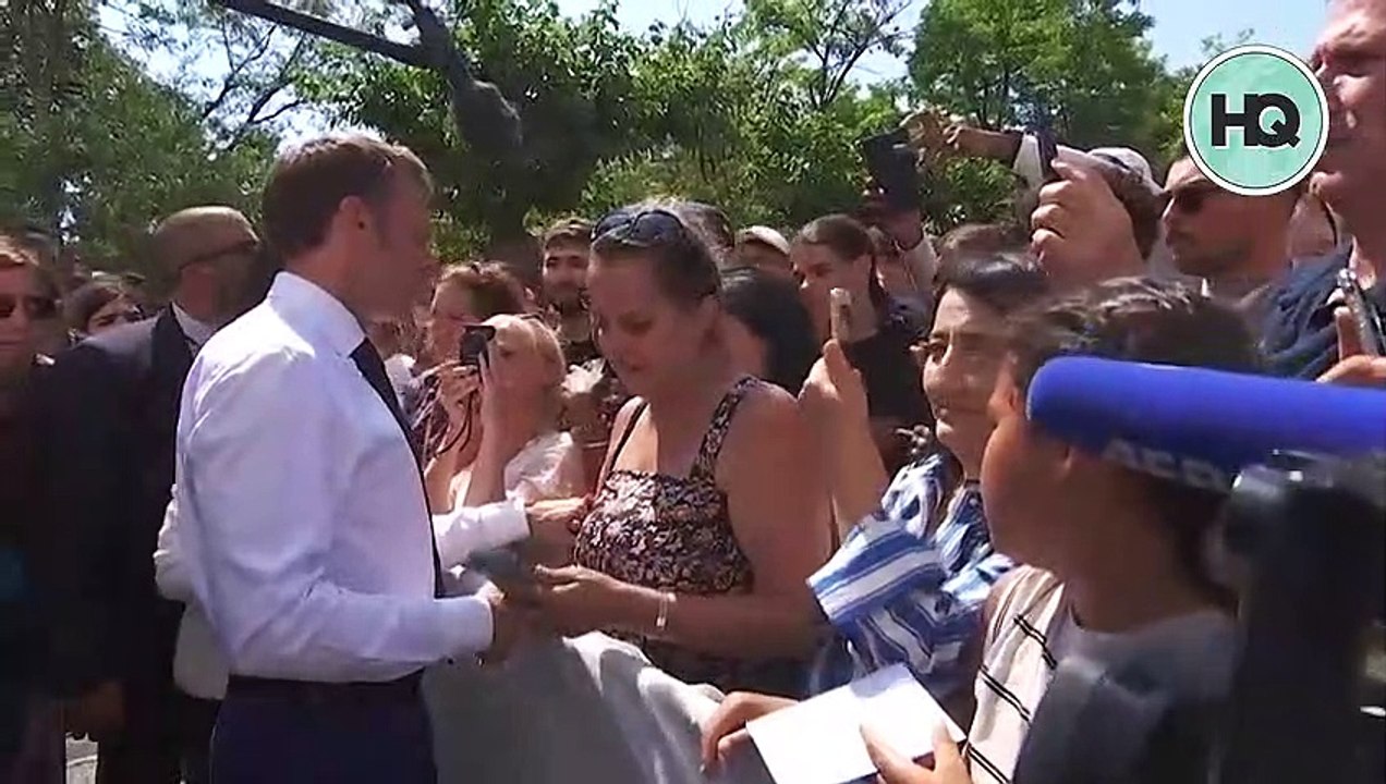 "Je fais le tour du Vieux-Port ce soir avec vous, je suis sûr qu’il y a 10 offres d’emploi" Macron