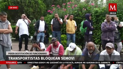 Transportistas protestan al exterior de Semovi; exigen destitución de dos funcionarios