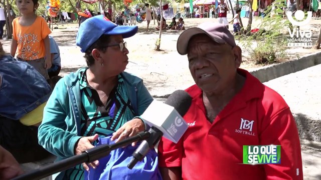 Familias se refrescan en las aguas de los Centros Recreativos Xiloá y Xilonem