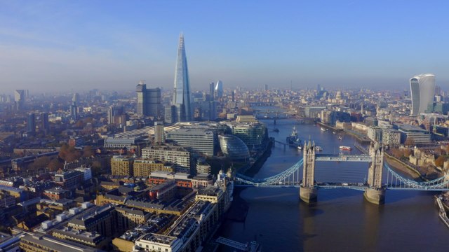 London Headlines 26 June