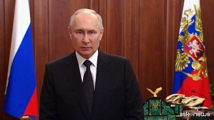 Putin riappare in video dopo il drammatico discorso di sabato
